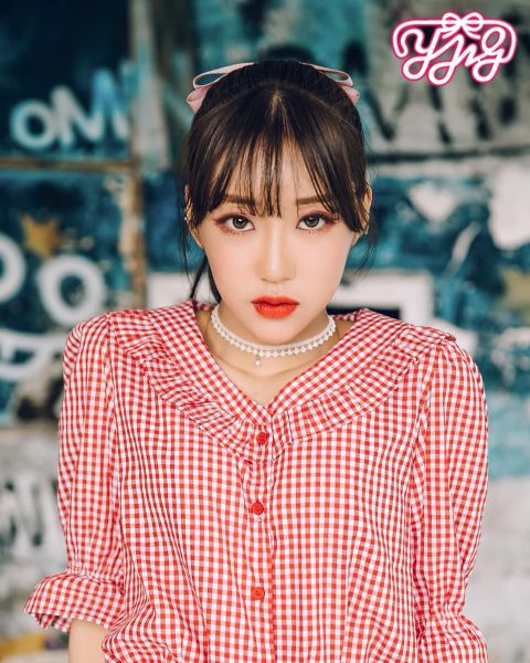 File:Chaeni - Wangjanim promo.jpg