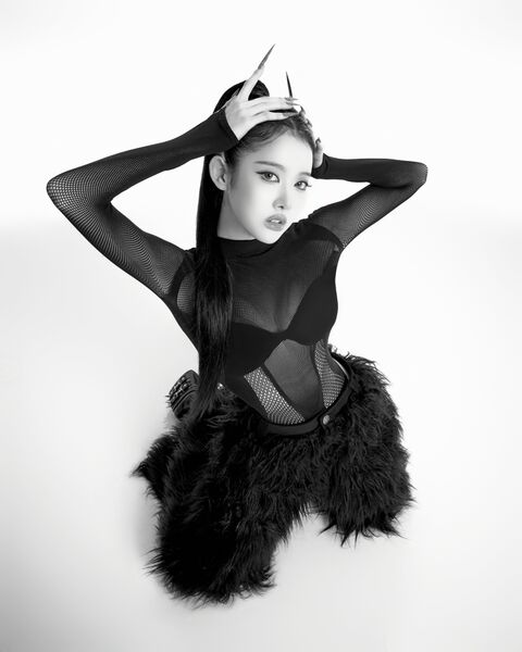 File:Sieun - S promo2.jpg