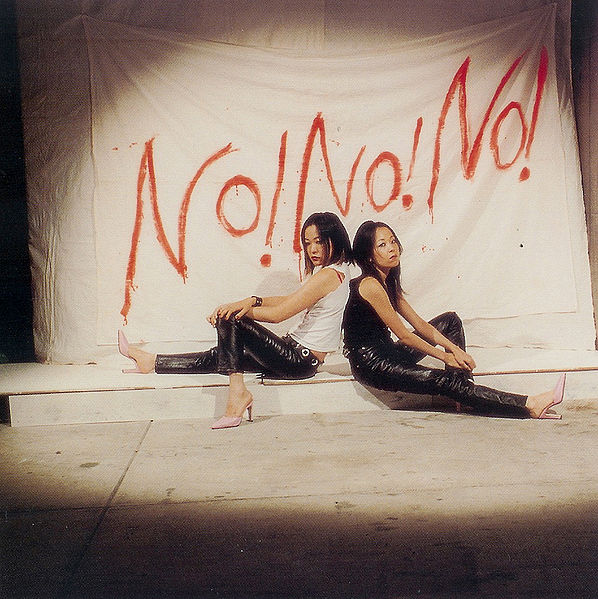 File:SSKHKH - NoNoNo Live.jpg