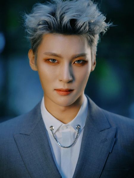 File:Yongseok - DRUM promo.jpg