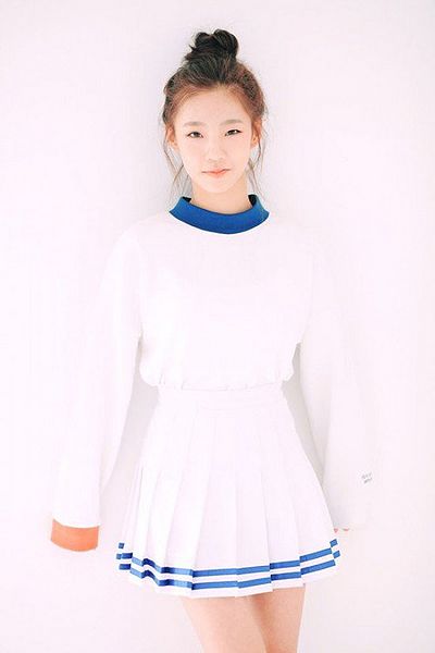File:Yeoreum 2016 promo.jpg