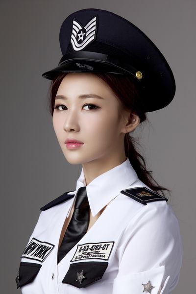 File:Seoyoon - Sondeureo promo.jpg