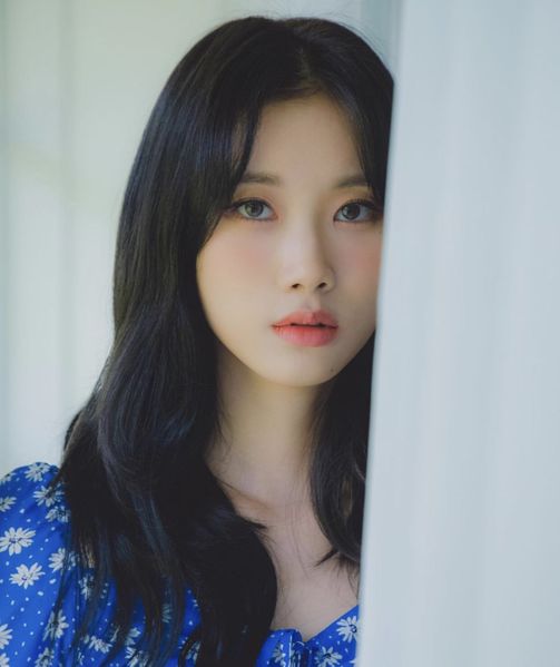 File:Aryeom - Paradise promo.jpg