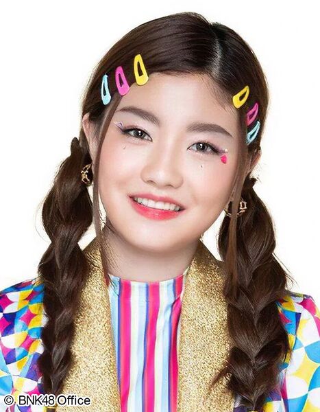 File:BNK48 View 2019.jpg