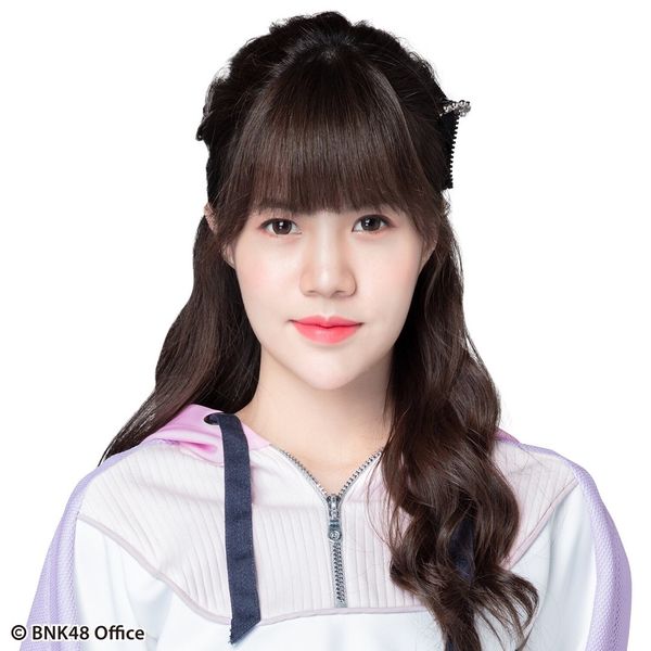 File:BNK48 Korn - Beginner promo.jpg
