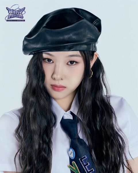 File:Kim Yeeun - HIP POP PRINCESS promo.jpg