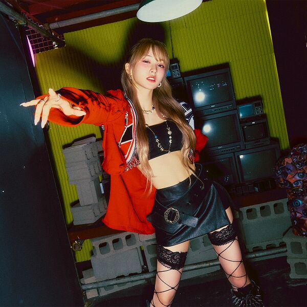 File:Nana - UNFRAMED promo.jpg