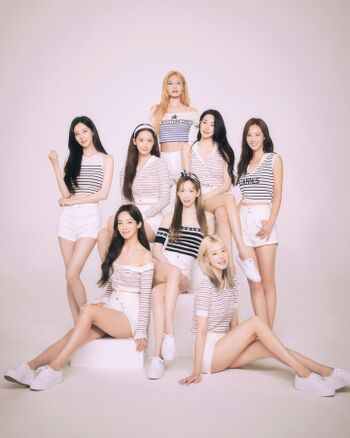 Girls' Generation - FOREVER 1 promo2.jpg