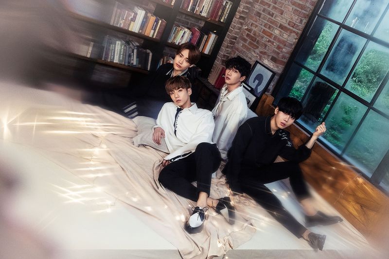 File:VROMANCE - Byeol promo.jpg