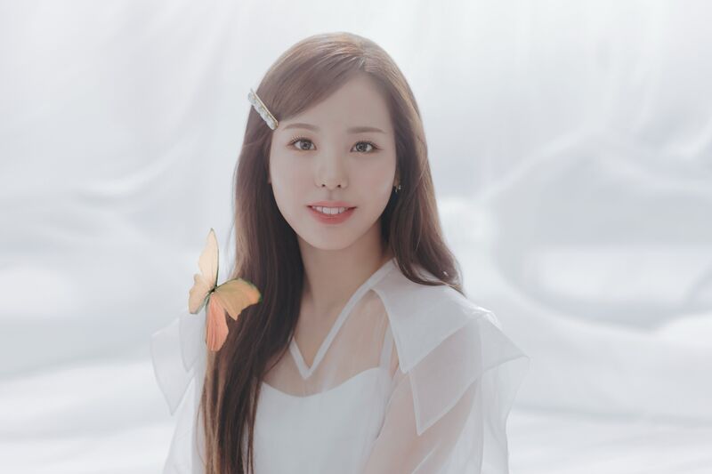 File:Mako - Paradise promo.jpg