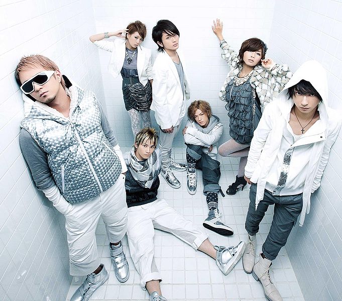 File:AAA HEARTFUL-promo.jpg