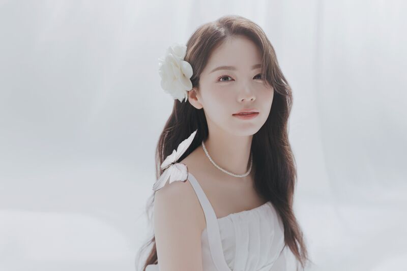 File:Ayaka - Paradise promo.jpg