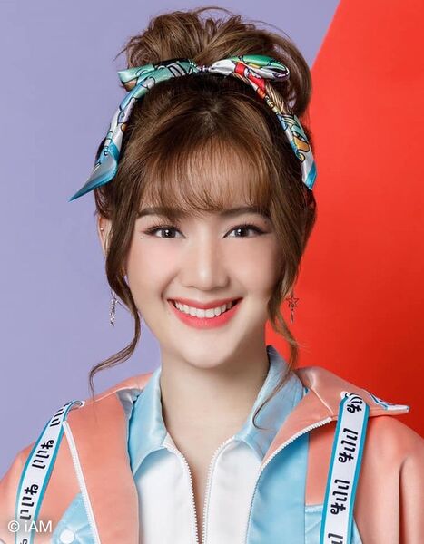 File:BNK48 Pakwan 2021-2.jpg