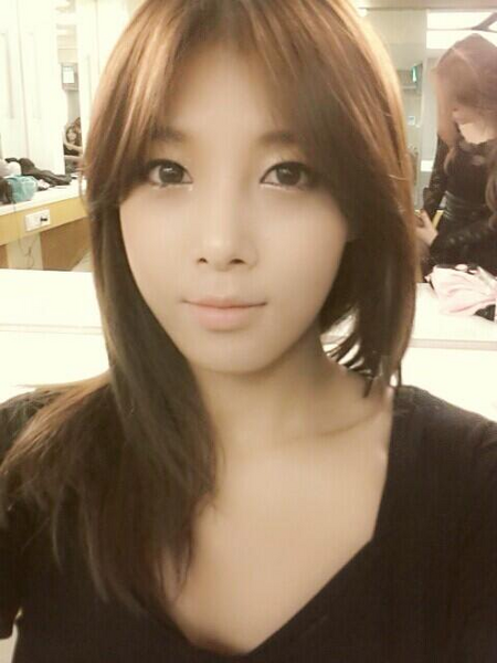 File:399px-yoobin.png