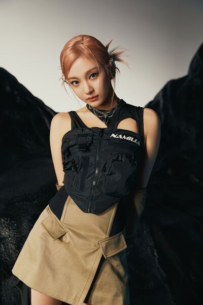 File:Ningning - Girls promo.jpg