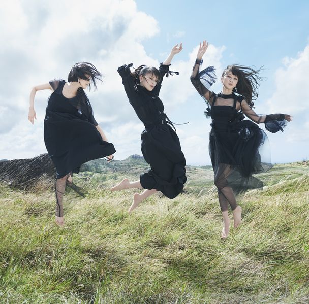 File:Perfume - Mugen Mirai reg.jpg