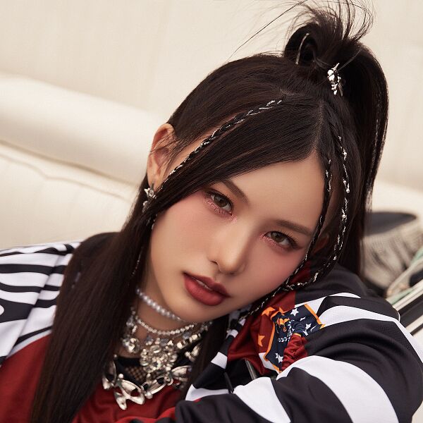 File:Hyejin - RE promo.jpg