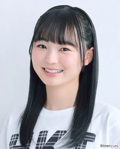 File:HKT48 Oba Risaki 2022.jpg