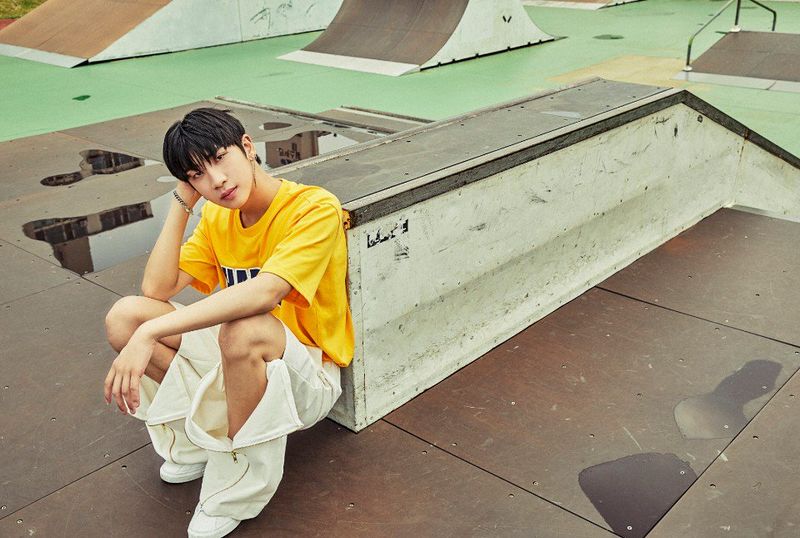 File:Minhyuk - 0806 promo.jpg