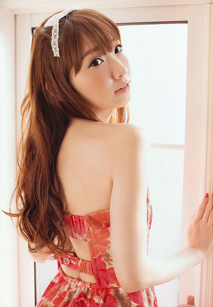 File:Inoue Marina MariIro 1.jpg