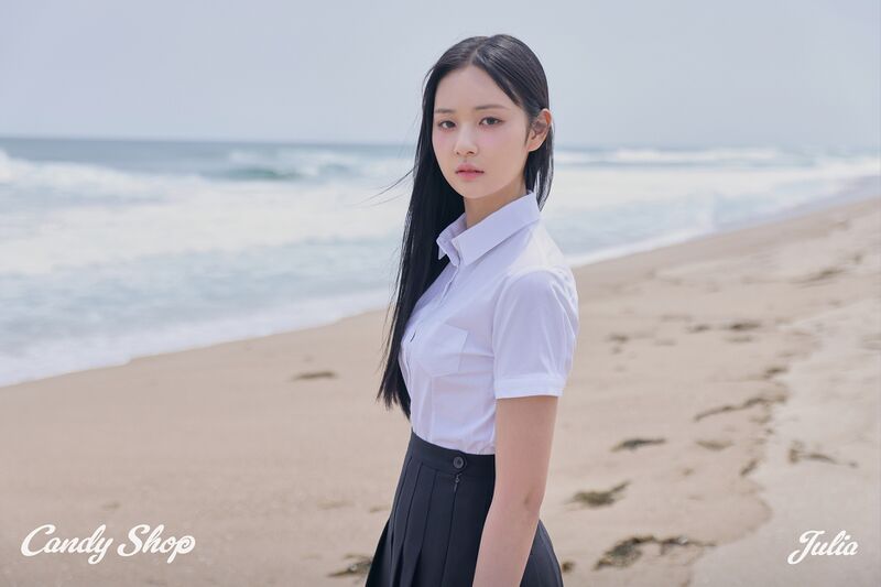 File:Julia (debut)2.jpg