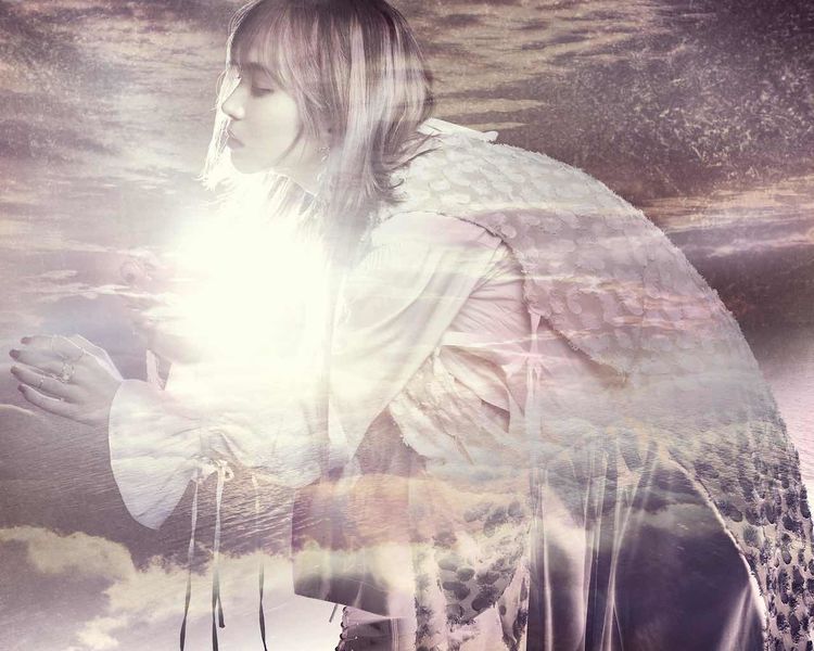 File:LiSA - dawn promo.jpg
