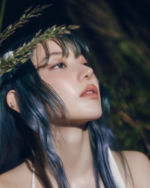 File:Sakura - EASY promo.jpg