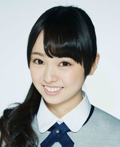 File:Keyakizaka46 Imaizumi Yui 2016.jpg