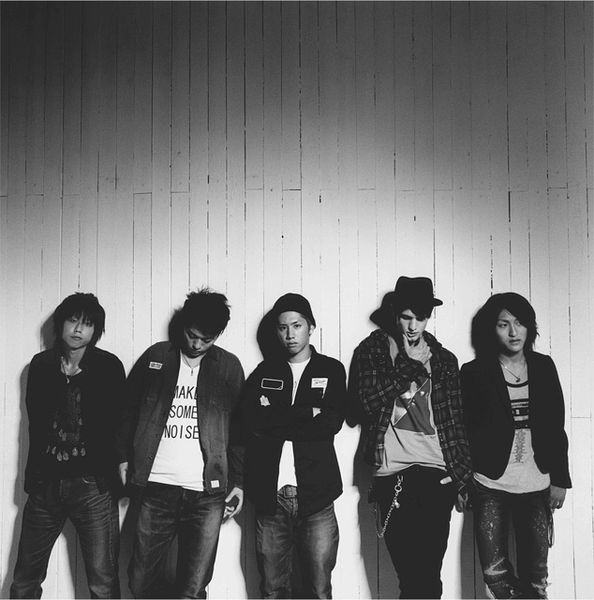 File:ONE OK ROCK4.jpg