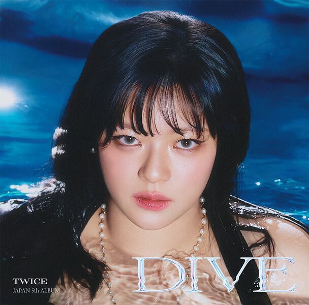 File:TWICE - DIVE (JEONGYEON).jpg