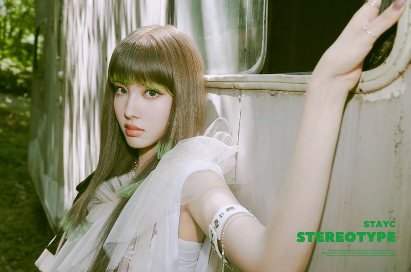 File:Yoon - STEREOTYPE promo.jpg