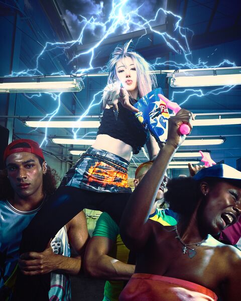 File:Sakura - CRAZY promo.jpg