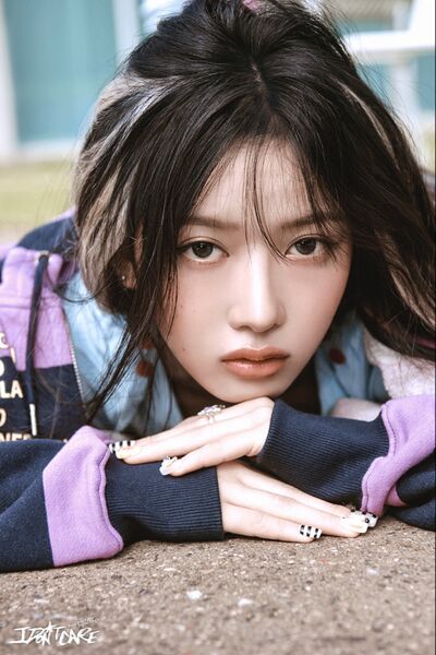 File:Kumi - I DONT CARE promo.jpg