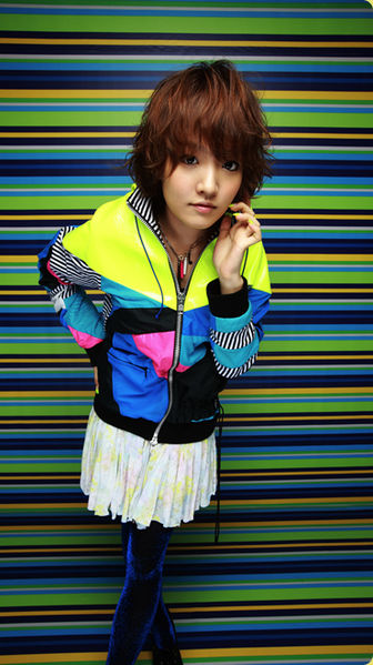 File:Younha SukinandaPROMO1.jpg