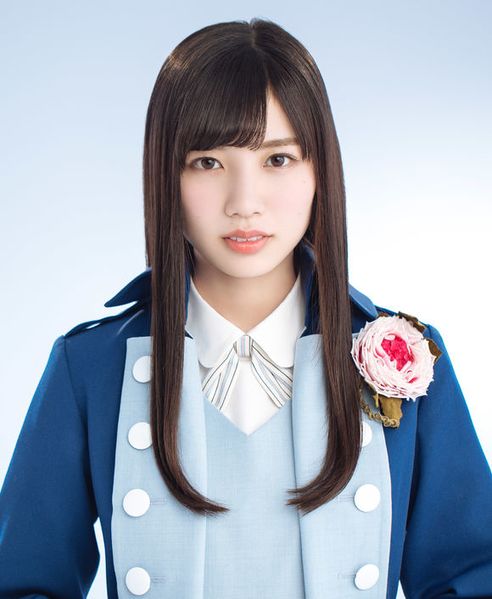 File:Keyakizaka46 Kawata Hina - Glass wo Ware! promo.jpg