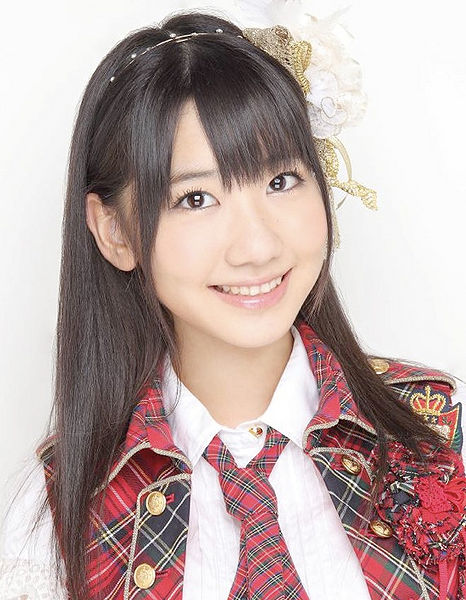 File:AKB48 Kashiwagi Yuki 2010.jpg