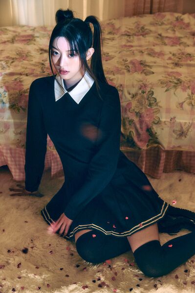 File:Minju - bomb promo.jpg