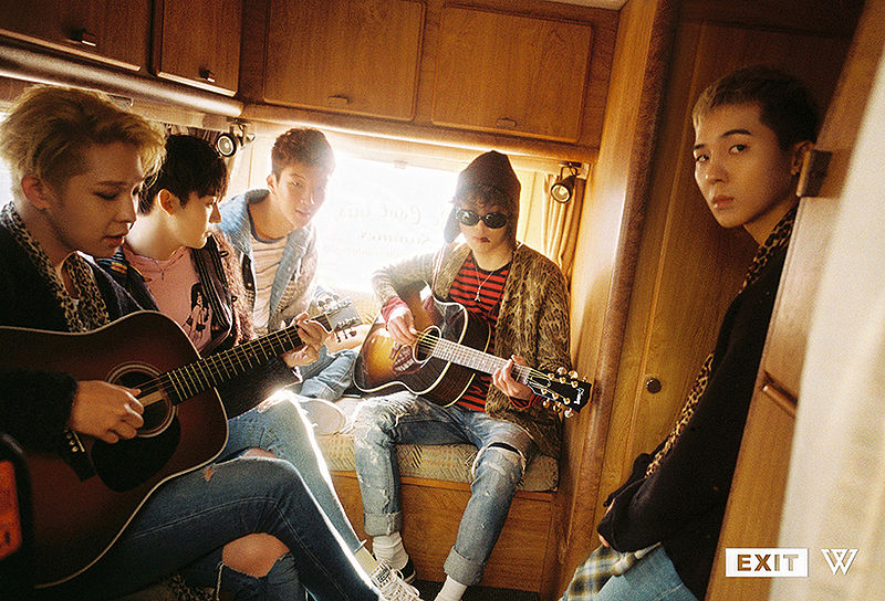 File:Winner Exit E.jpg
