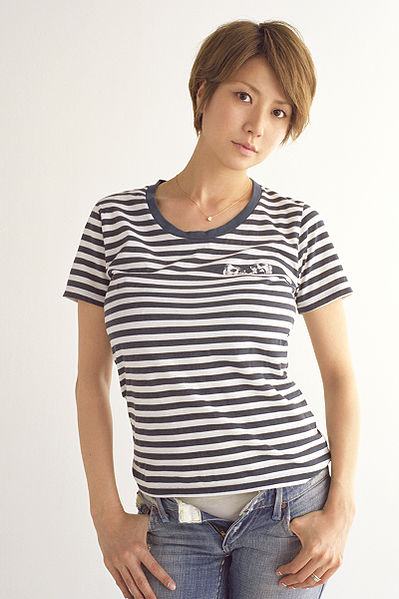 File:hitomi 2009.jpg
