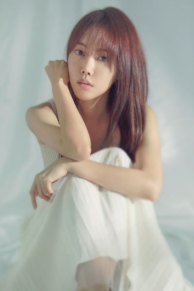 File:Yeoeun - Ssaunnal promo.jpg