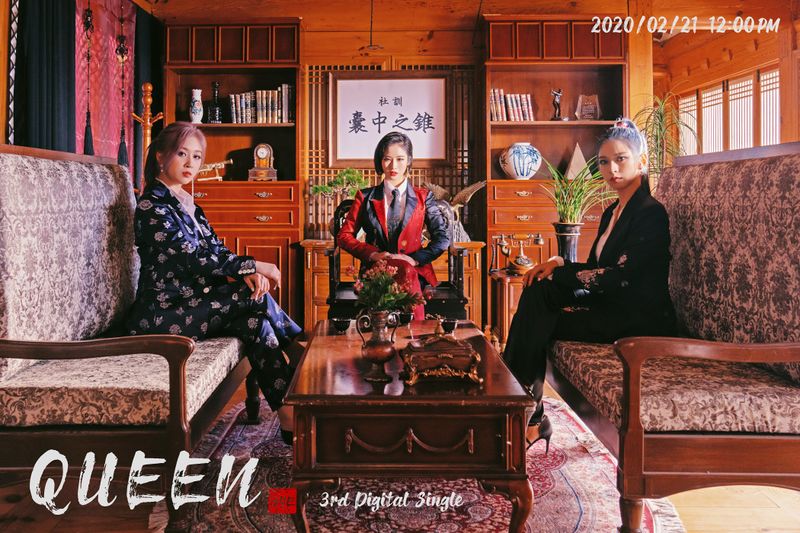 File:3YE - QUEEN promo.jpg