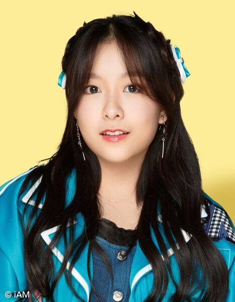 File:BNK48 Mewnich 2020-2.jpg