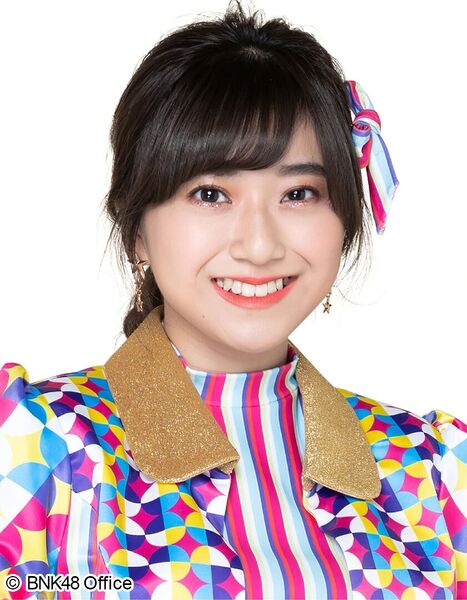 File:BNK48 Miori 2019.jpg