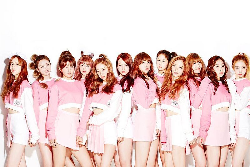 File:Cosmic Girls 2016-2.jpg