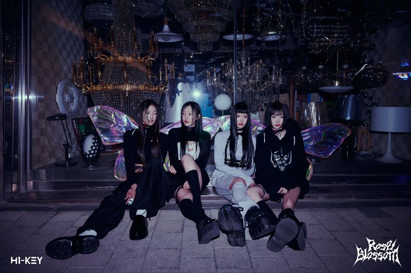 File:H1-KEY - Rose Blossom promo.jpg