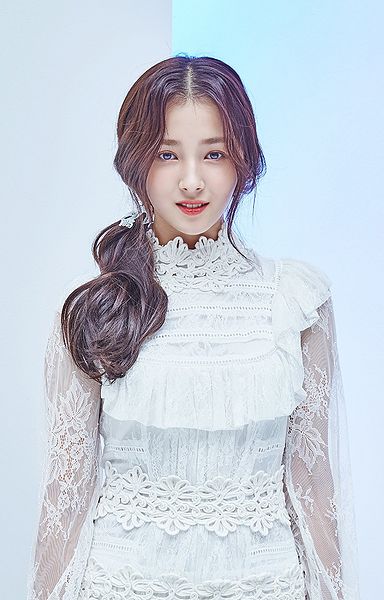 File:MOMOLAND Nancy.jpg