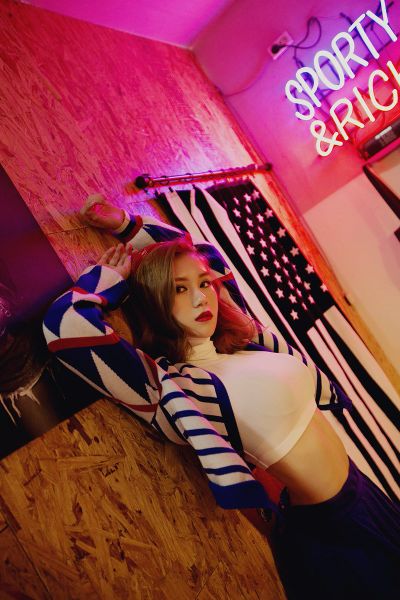 File:AZM Seoyeon.jpg