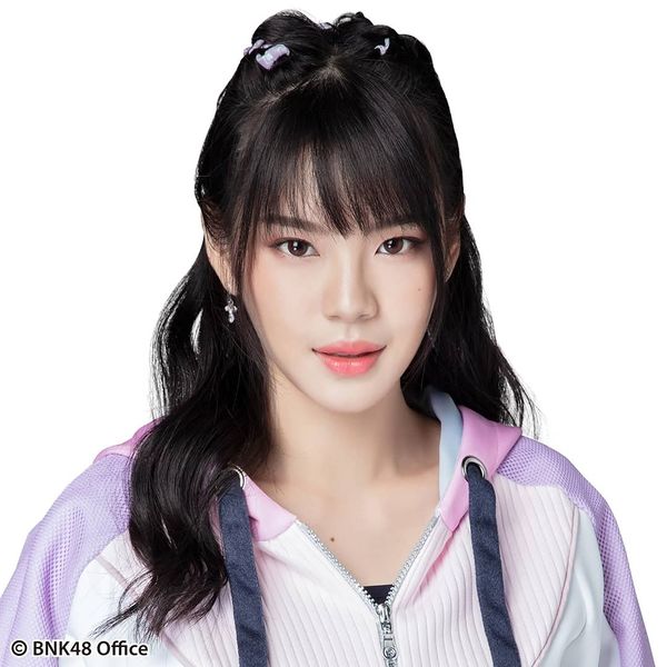 File:BNK48 Cherprang - Beginner promo.jpg