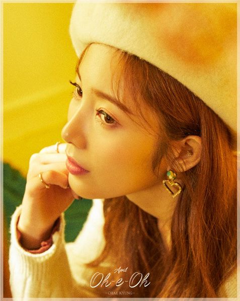File:Chaekyung - Oh-e-Oh promo.jpg