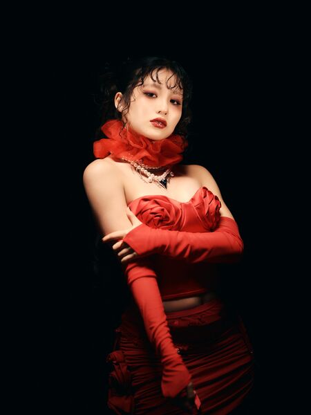 File:Koharu - HANA promo.jpg